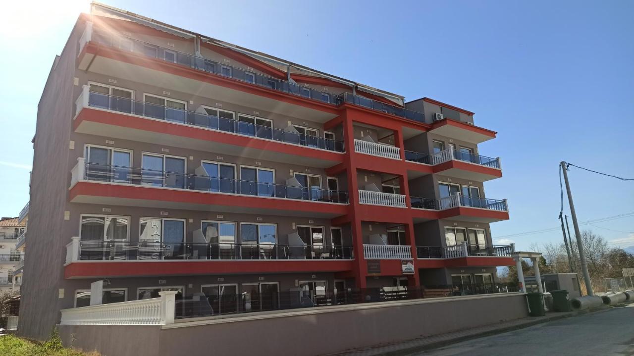Bella Luxury Suite Paralia Katerinis Exterior photo